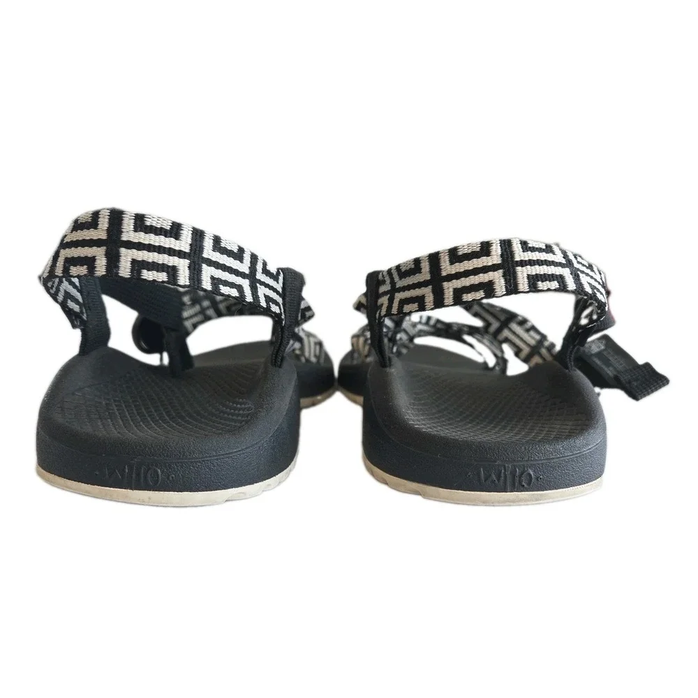 Chaco women cloud